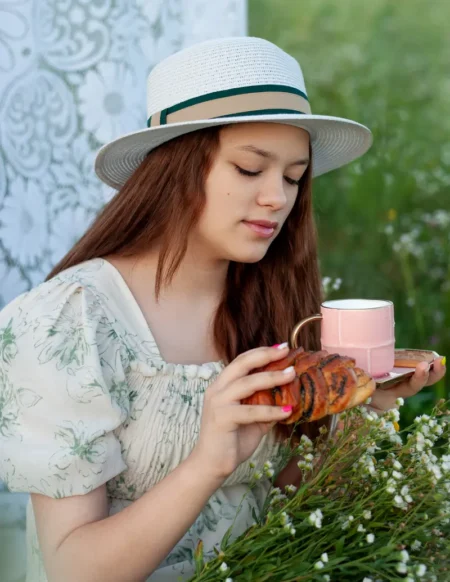 Утро с ароматом ромашек — BLISS Magazine, July 2023