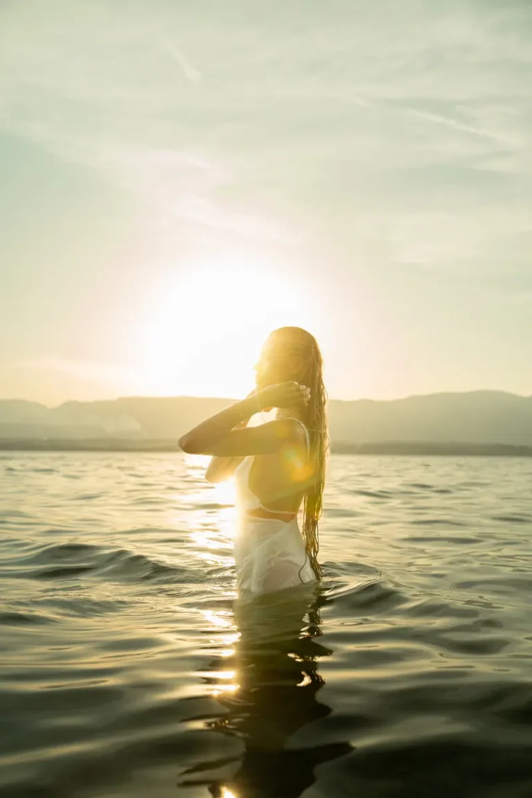 MOTHER PEARLY "Née de l'eau" — BLISS Magazine, July 2026